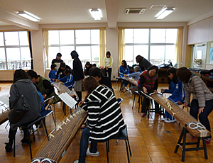 琴の演奏・指南02